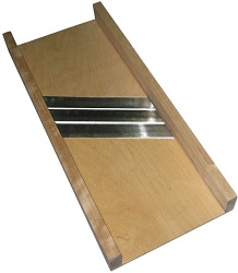 Доска-шинковка д/капусты (ШК-4) деревянная (3 ножа, 50х21 см),  (10)