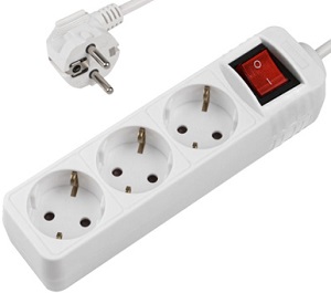 Удлинитель ФАZА   3 х 3.0 м  FES-03-300  с заземлением и выключателем (ПВХ 3*0,75)